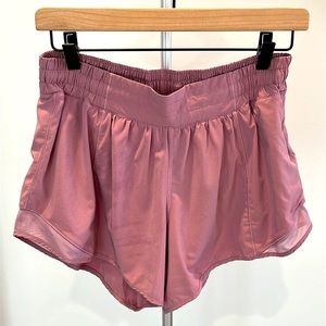 Lululemon Hotty Hot High-Rise Lined Short 2.5”